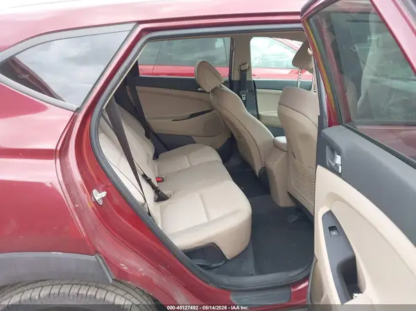 KM8J33A48GU027203 2016 HYUNDAI TUCSON - Image 8