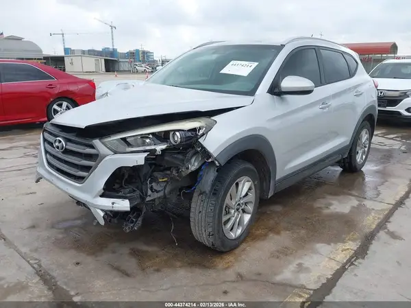 KM8J33A48GU027346 2016 HYUNDAI TUCSON - Image 2