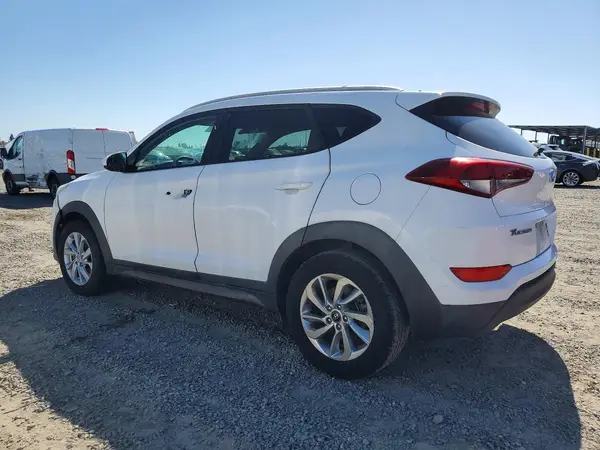 KM8J33A48GU034233 2016 HYUNDAI TUCSON - Image 2