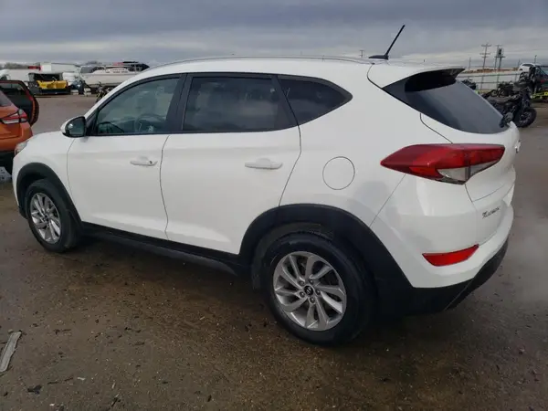 KM8J33A48GU048813 2016 HYUNDAI TUCSON - Image 2