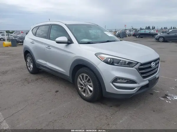 KM8J33A48GU116723 2016 HYUNDAI TUCSON