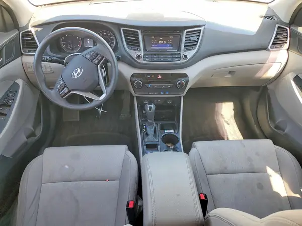 KM8J33A48GU130864 2016 HYUNDAI TUCSON - Image 8
