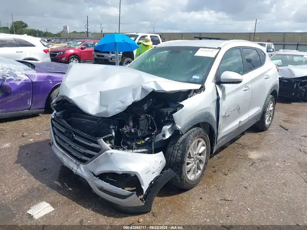 KM8J33A48GU134199 2016 HYUNDAI TUCSON - Image 2