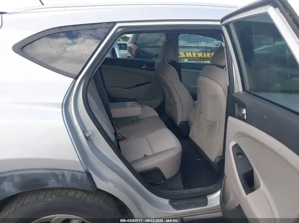 KM8J33A48GU134199 2016 HYUNDAI TUCSON - Image 8