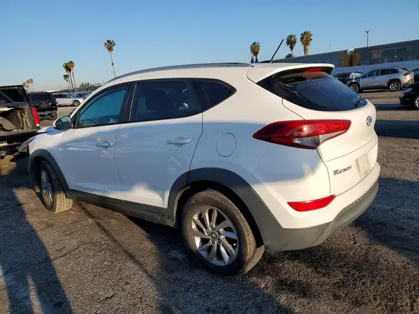 KM8J33A48GU138849 2016 HYUNDAI TUCSON - Image 2