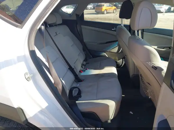 KM8J33A48GU148636 2016 HYUNDAI TUCSON - Image 8