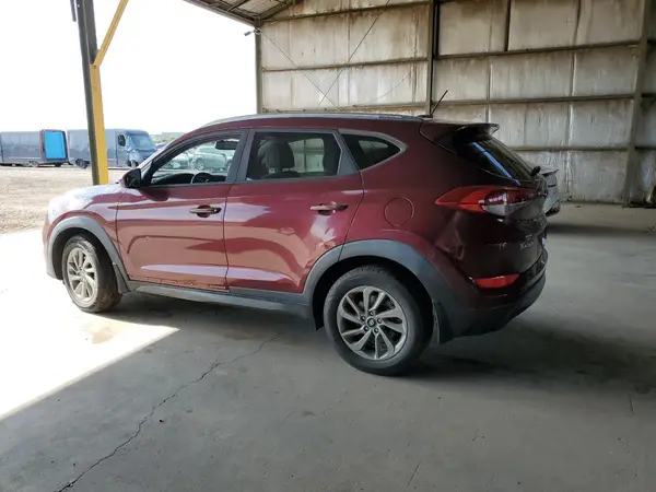 KM8J33A48GU160415 2016 HYUNDAI TUCSON - Image 2
