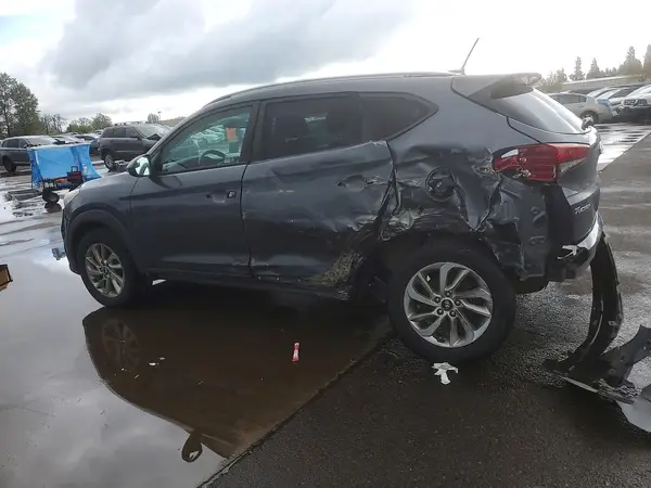 KM8J33A48GU175609 2016 HYUNDAI TUCSON - Image 2