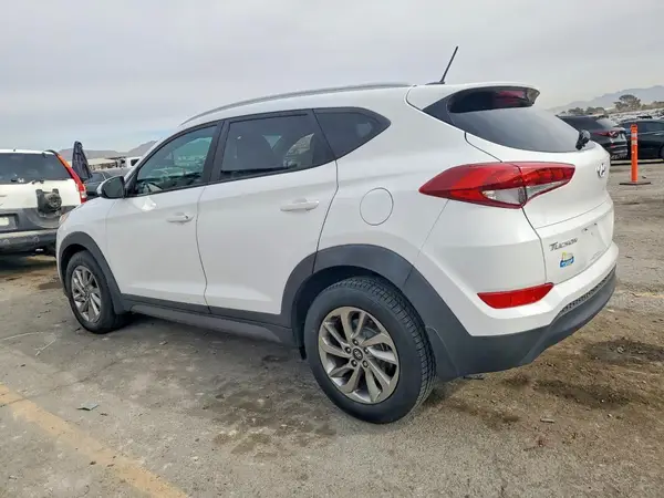 KM8J33A48GU180101 2016 HYUNDAI TUCSON - Image 2