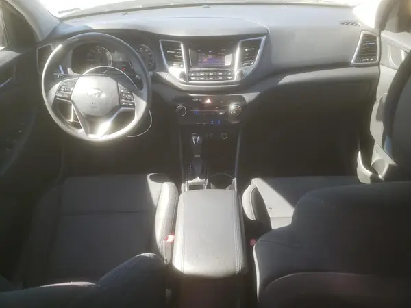 KM8J33A48GU203084 2016 HYUNDAI TUCSON - Image 8