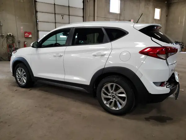 KM8J33A48GU208818 2016 HYUNDAI TUCSON - Image 2