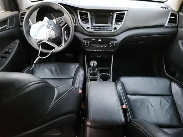KM8J33A48GU255203 2016 HYUNDAI TUCSON - Image 8