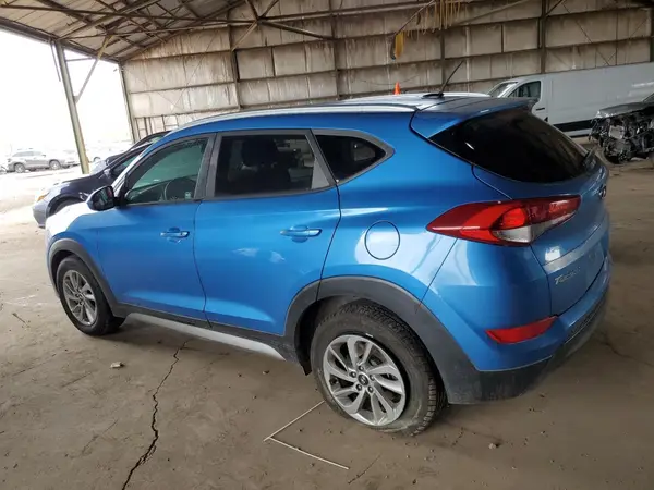 KM8J33A48HU259883 2017 HYUNDAI TUCSON - Image 2