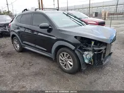 KM8J33A48HU276120 2017 HYUNDAI TUCSON