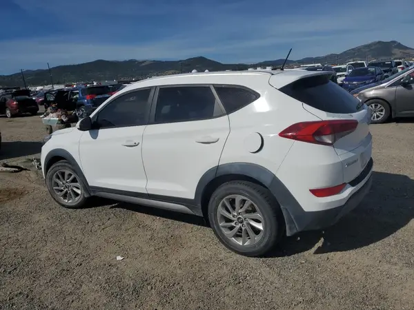 KM8J33A48HU299431 2017 HYUNDAI TUCSON - Image 2