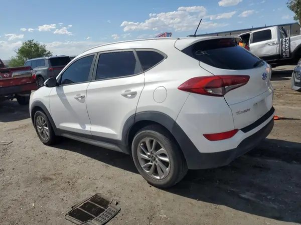 KM8J33A48HU306233 2017 HYUNDAI TUCSON - Image 2