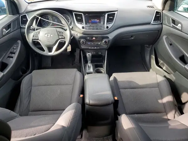 KM8J33A48HU313196 2017 HYUNDAI TUCSON - Image 8