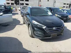 KM8J33A48HU330466 2017 HYUNDAI TUCSON