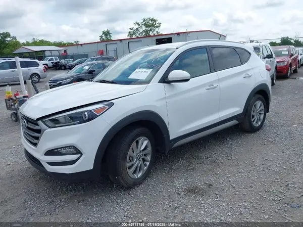 KM8J33A48HU346943 2017 HYUNDAI TUCSON - Image 2