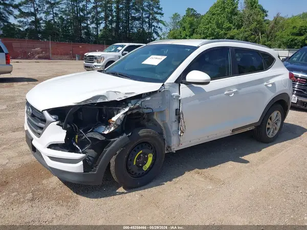 KM8J33A48HU383555 2017 HYUNDAI TUCSON - Image 2