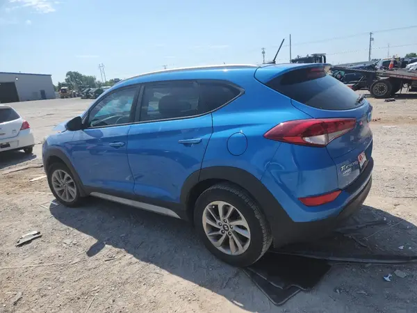 KM8J33A48HU387797 2017 HYUNDAI TUCSON - Image 2