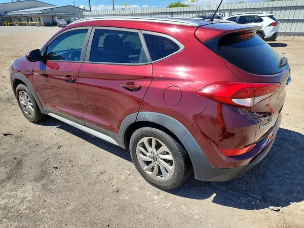 KM8J33A48HU395186 2017 HYUNDAI TUCSON - Image 2