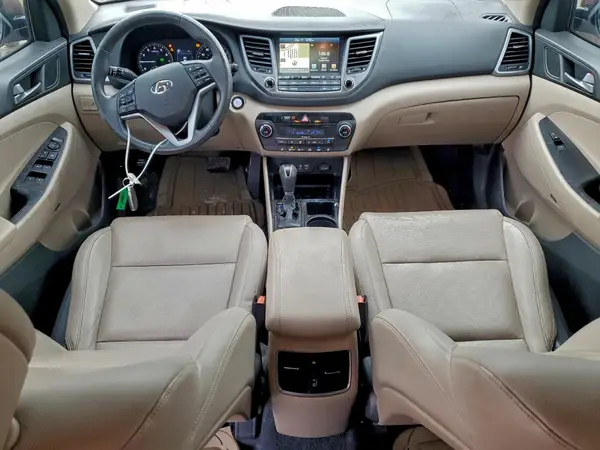 KM8J33A48HU412794 2017 HYUNDAI TUCSON - Image 8