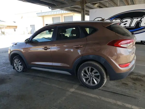 KM8J33A48HU412911 2017 HYUNDAI TUCSON - Image 2