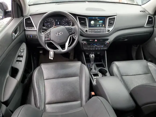 KM8J33A48HU428414 2017 HYUNDAI TUCSON - Image 8