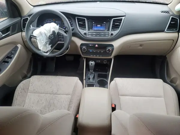 KM8J33A48HU438652 2017 HYUNDAI TUCSON - Image 8