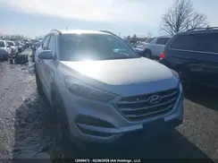 KM8J33A48HU438988 2017 HYUNDAI TUCSON