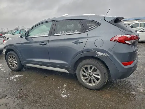 KM8J33A48HU464412 2017 HYUNDAI TUCSON - Image 2