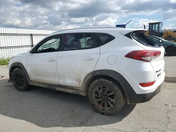KM8J33A48HU466743 2017 HYUNDAI TUCSON - Image 2