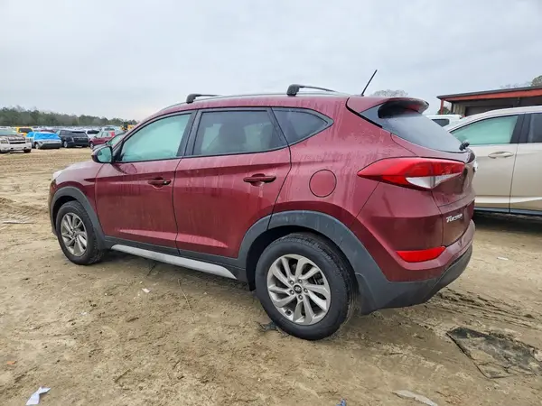 KM8J33A48HU487561 2017 HYUNDAI TUCSON - Image 2