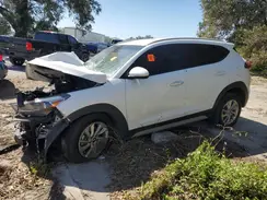 KM8J33A48HU502608 2017 HYUNDAI TUCSON