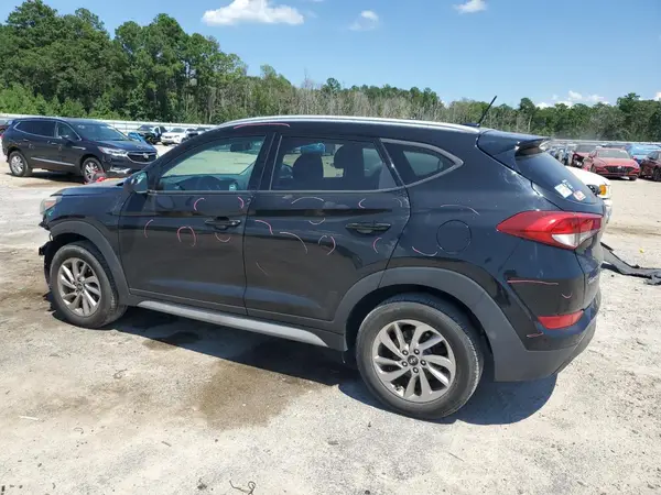 KM8J33A48HU503175 2017 HYUNDAI TUCSON - Image 2