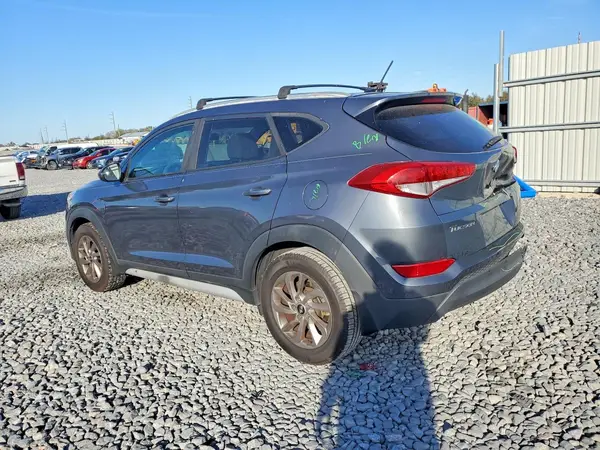 KM8J33A48HU527069 2017 HYUNDAI TUCSON - Image 2