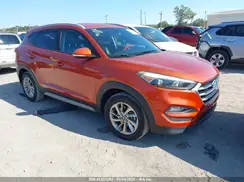KM8J33A48HU536421 2017 HYUNDAI TUCSON