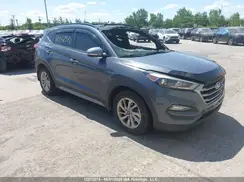 KM8J33A48HU573906 2017 HYUNDAI TUCSON