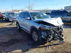 KM8J33A48HU587420 2017 HYUNDAI TUCSON