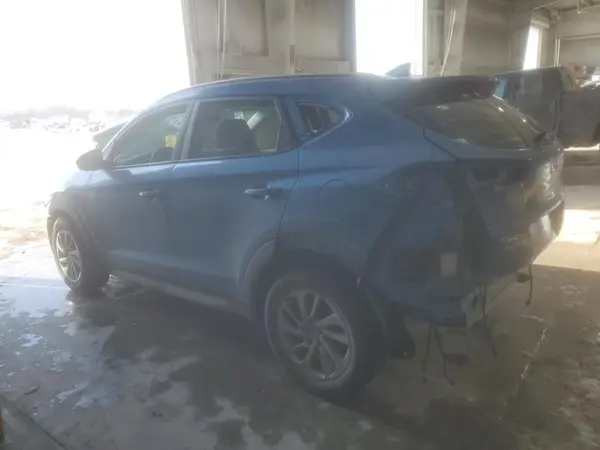 KM8J33A48JU602892 2018 HYUNDAI TUCSON - Image 2