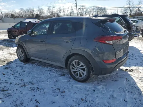 KM8J33A48JU620700 2018 HYUNDAI TUCSON - Image 2