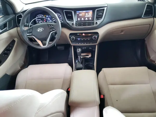 KM8J33A48JU621135 2018 HYUNDAI TUCSON - Image 8