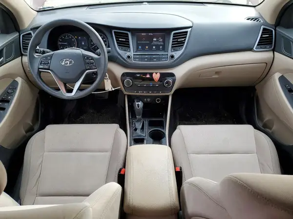 KM8J33A48JU626710 2018 HYUNDAI TUCSON - Image 8