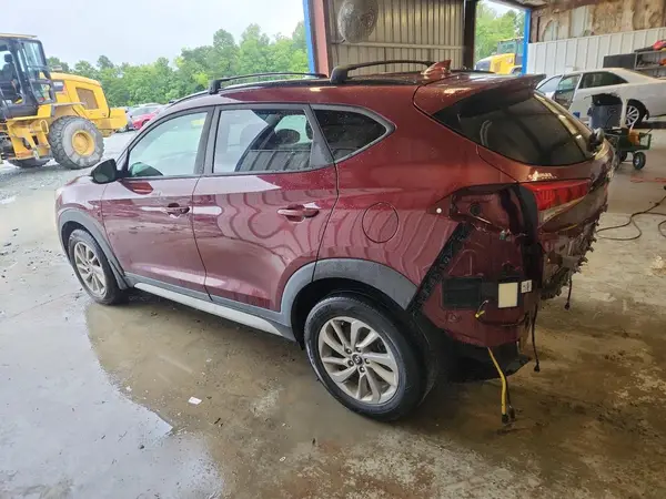 KM8J33A48JU638890 2018 HYUNDAI TUCSON - Image 2