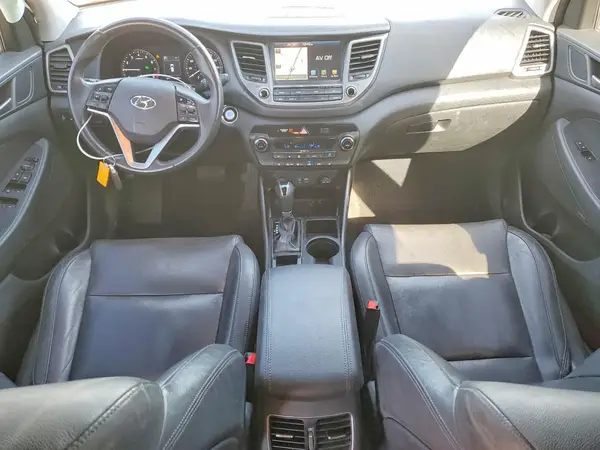 KM8J33A48JU667757 2018 HYUNDAI TUCSON - Image 8