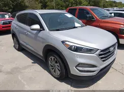 KM8J33A48JU674899 2018 HYUNDAI TUCSON