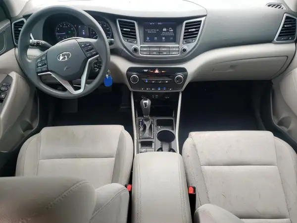 KM8J33A48JU679794 2018 HYUNDAI TUCSON - Image 8