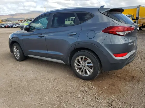 KM8J33A48JU691251 2018 HYUNDAI TUCSON - Image 2