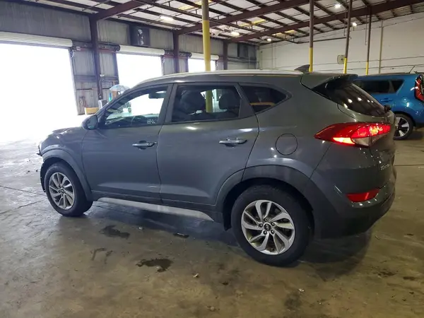 KM8J33A48JU691377 2018 HYUNDAI TUCSON - Image 2